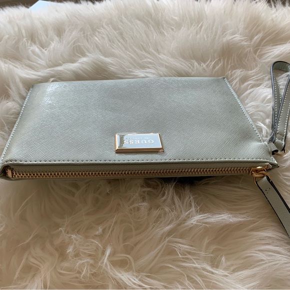GUESS!! Guess wristlet! - Picture 3 of 6
